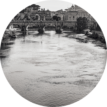 Sint-Pietersbasiliek met Tiber en Engelenbrug 2022 van Charactography