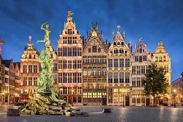 Grote Markt in Antwerpen, België van Michael Abid