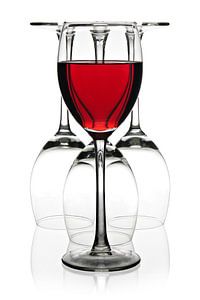 Weingläser mit Rotwein