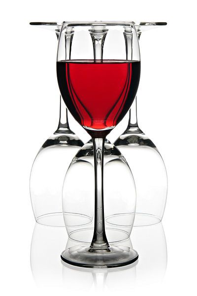 Glasses Of Red Wine by Diana van Tankeren