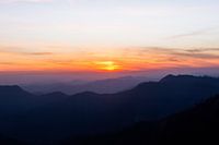 Coucher de soleil sur les montagnes du parc national de Sequoia dans la Sierra Nevada - Californie nature paysage photo print - photographie de voyage