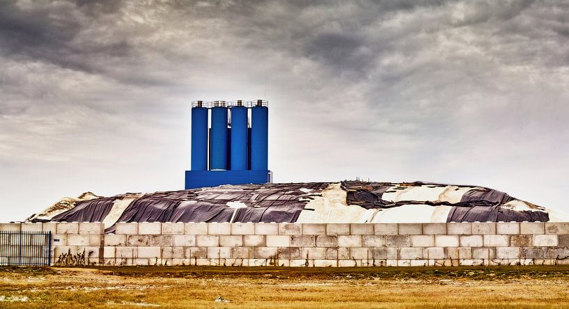 Eemshaven Groningen concrete factory by . Groningenart