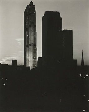 New York from the Shelton (1935) by Alfred Stieglitz von Peter Balan