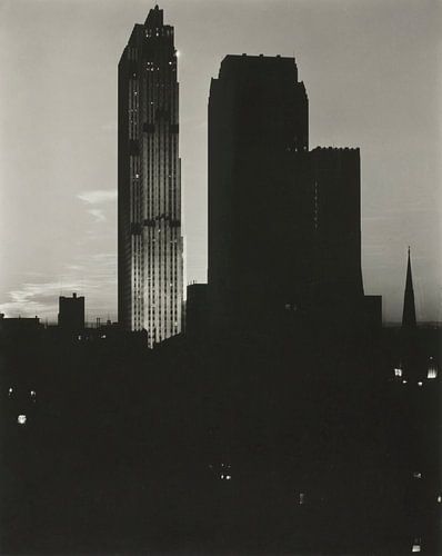 New York vanaf de Shelton (1935) door Alfred Stieglitz