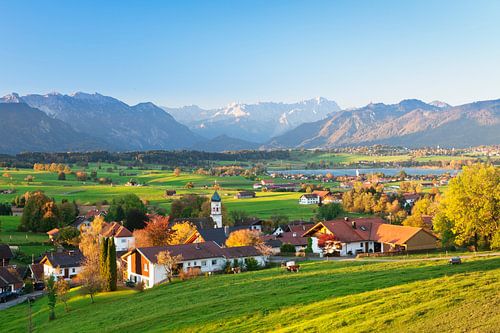 Alpenpanorama in de herfst bij Riegsee, Beieren, Duitsland