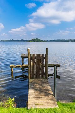 Zicht op een steiger in Zarrentin am Schaalsee