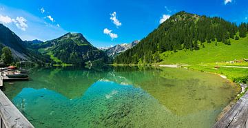 Vue panoramique sur le lac de Vilsalp sur Raphotography