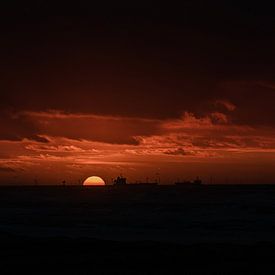 Coucher de soleil | Navigation | Port | Wijk aan Zee sur Mascha Boot