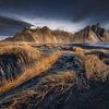 Paysage sur la plage de Lava sur l'île d'Islande. sur Voss Fine Art Fotografie