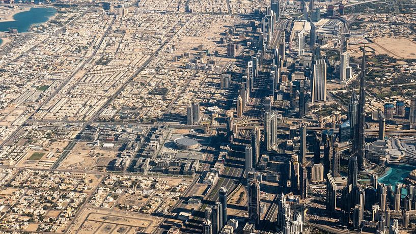 Dubai by Hello Pompoyo