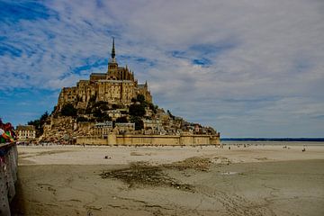 Mont-Saint-Michel by Anouk De boer