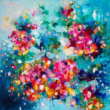 Showers of flowers - impressionistisch bloemenschilderij met blauwe achtergrond van Qeimoy