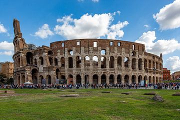 The Colosseum in the heart of Rome by resuimages