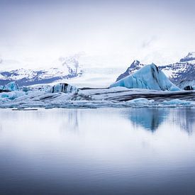 Reflet du lac des glaciers sur Peter Postmus