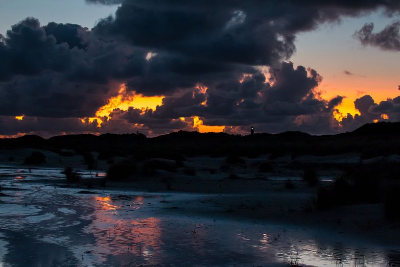 Das Watt im Sonnenuntergang by Alexander Wolff