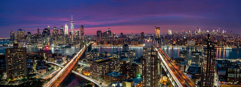 Manhattan skyline during beautiful sunset, Thomas D Mørkeberg by 1x