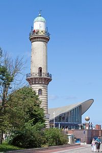 Rostock-Warnemünde: Leuchtturm und Teepott