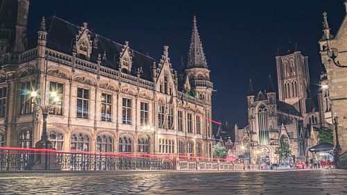 Scène nocturne de rêve au Korenmarkt de Gand I