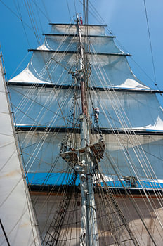 Wolk van zeilen