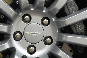 Aston Martin wiel details