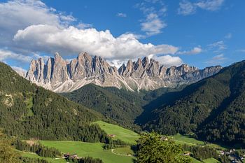 Villnößtal mit der Geislergruppe