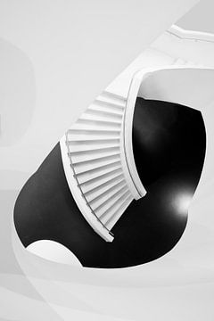 Staircase in white von Greetje van Son