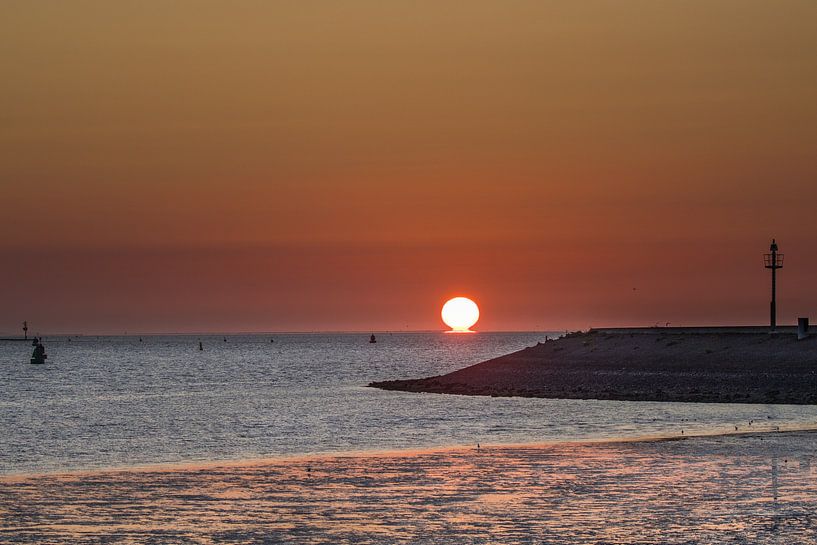 Sonnenuntergang in Harlingen von Goffe Jensma