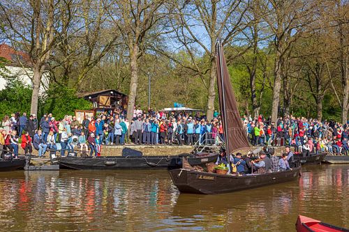 Armada de barges de tourbe