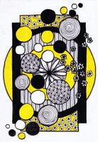 Circles in frame black and white yellow
