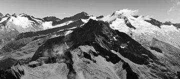 old mountains  by Emanuel Luyten