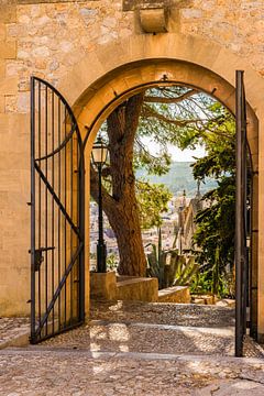 Pilgrimage church Sant Salvador to the old town of Arta by Alex Winter