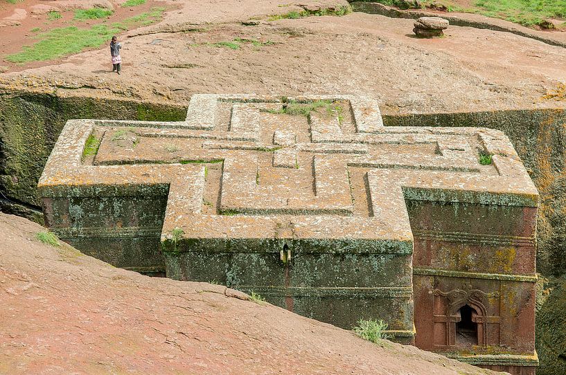 Lalibela: Church of Saint George by Maarten Verhees