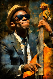 Double bass player wearing sunglasses and a straw hat