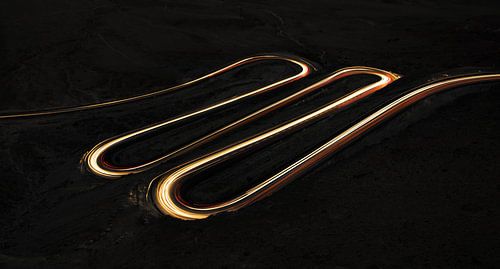 Un serpent fait de lumière