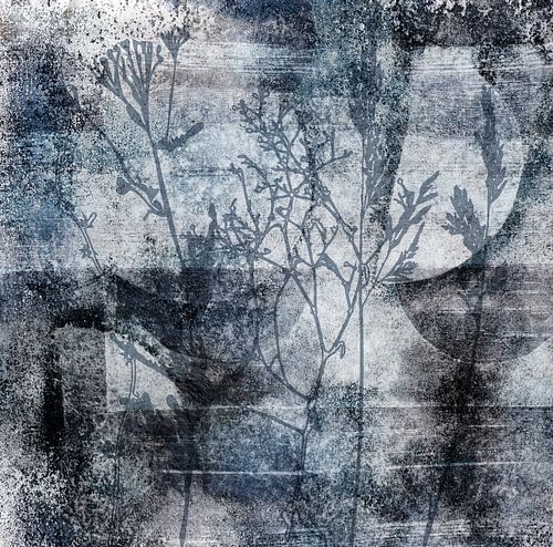 Bloemen en grassen abstract botanisch schilderij in grijs, zwart, wit