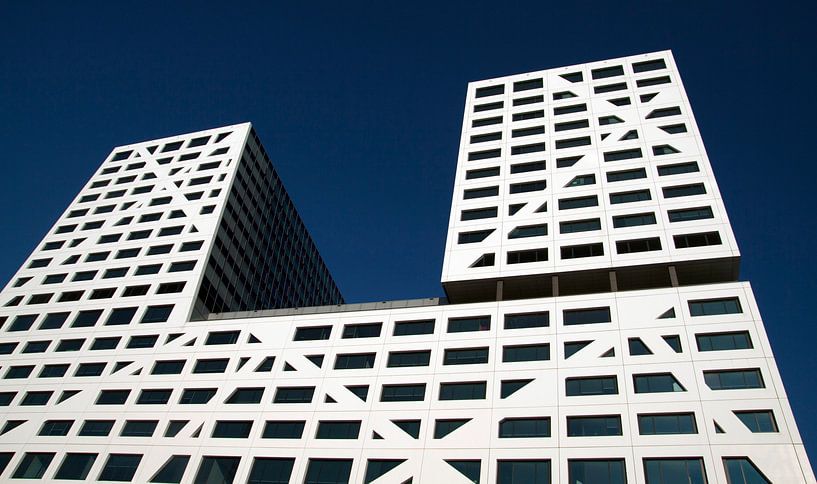 Bureau bâtiment abstrait moderne par Maurice de vries