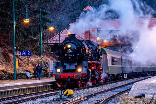 A toute vapeur avec le train spécial "Rodelblitz&quot ; près de Schmalkalden - Thuringe - Allemagne
