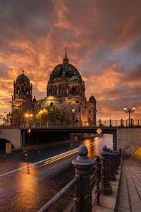 Coucher de soleil sur la cathédrale de Berlin sur Stefan Schäfer