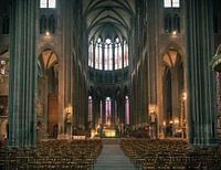 Dans la Église