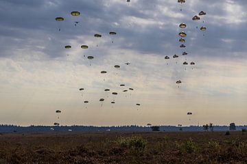 AIRBORNE LUCHTLANDINGEN 2023 van Elbertsen Fotografie