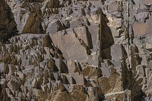 Felswand im Himalaya
