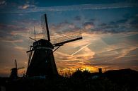 Nederlandse molens in het avondlicht van Eus Driessen thumbnail