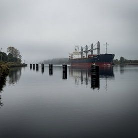 Schiff auf dem Nord-Ostee-Kanal von Dirk Rüter