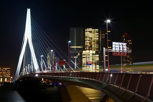 Erasmusbrug Rotterdam in december