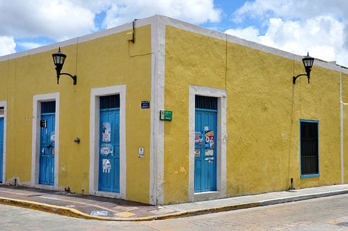 Een uitbarsting van kleur in de straten van Campeche