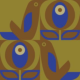Rétro scandinave. Oiseaux et feuilles en bleu cobalt, moutarde et marron. sur Dina Dankers
