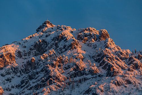 Kramerspitz dans la lumière chaude du matin. sur Manfred Schmierl
