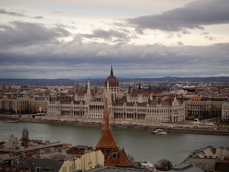 Budapest by Hello Pompoyo