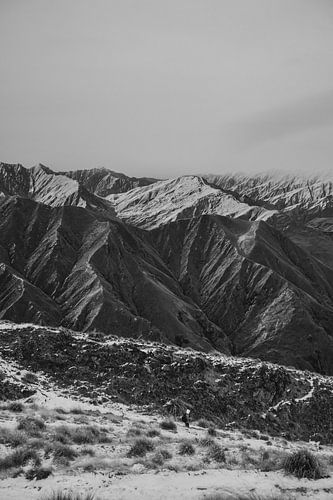 Collines enneigées dans le parc national d'Aspiring NOUVELLE ZÉLANDE sur JoepZ