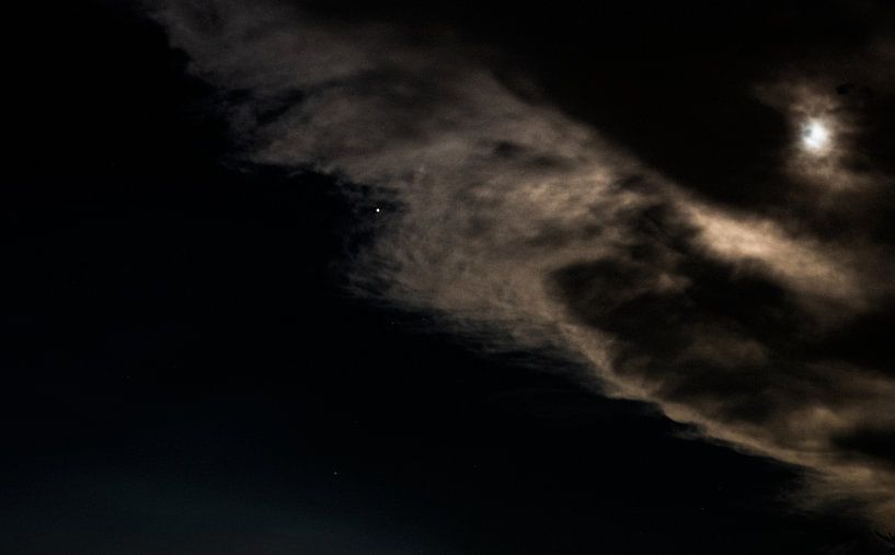 sterren lucht met mooie bewolking van Kaylee Verschure